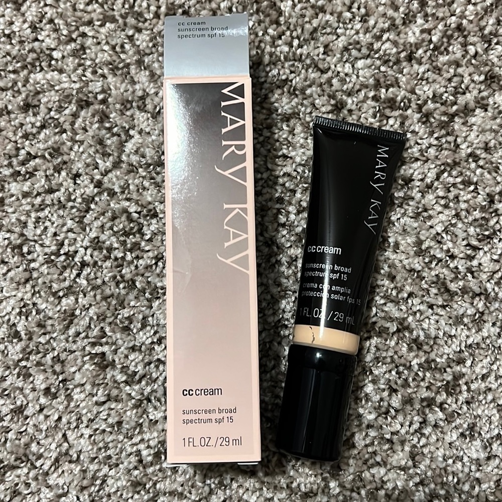 Mary Kay CC Cream Very Light